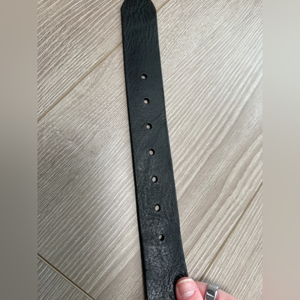 J. Crew Oval buckle belt in Italian leather black - Picture 7 of 9